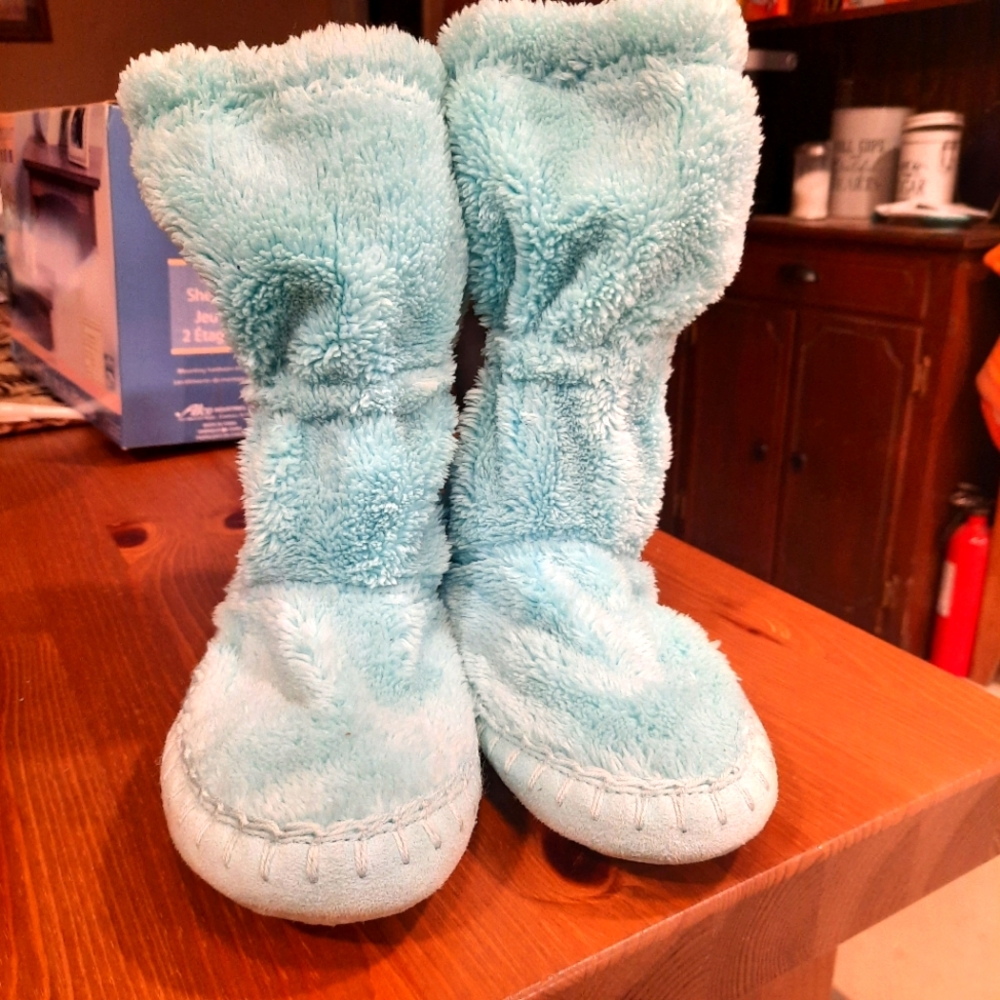 Gap Kids/ girls house slippers/ Booties